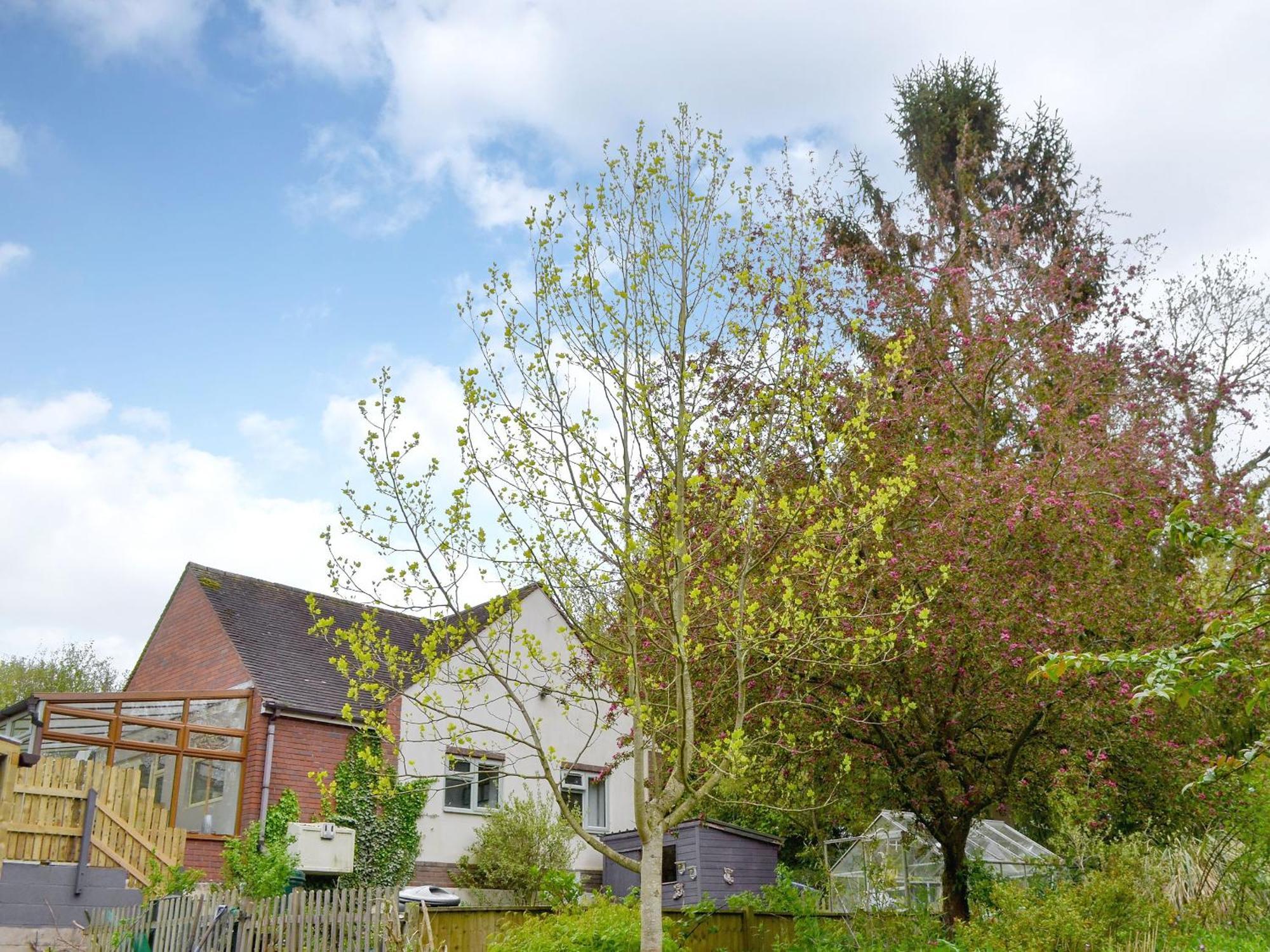 Damson Lodge Chetton Exterior photo